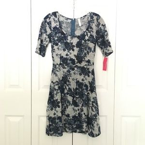 womens blue and grey floral dress